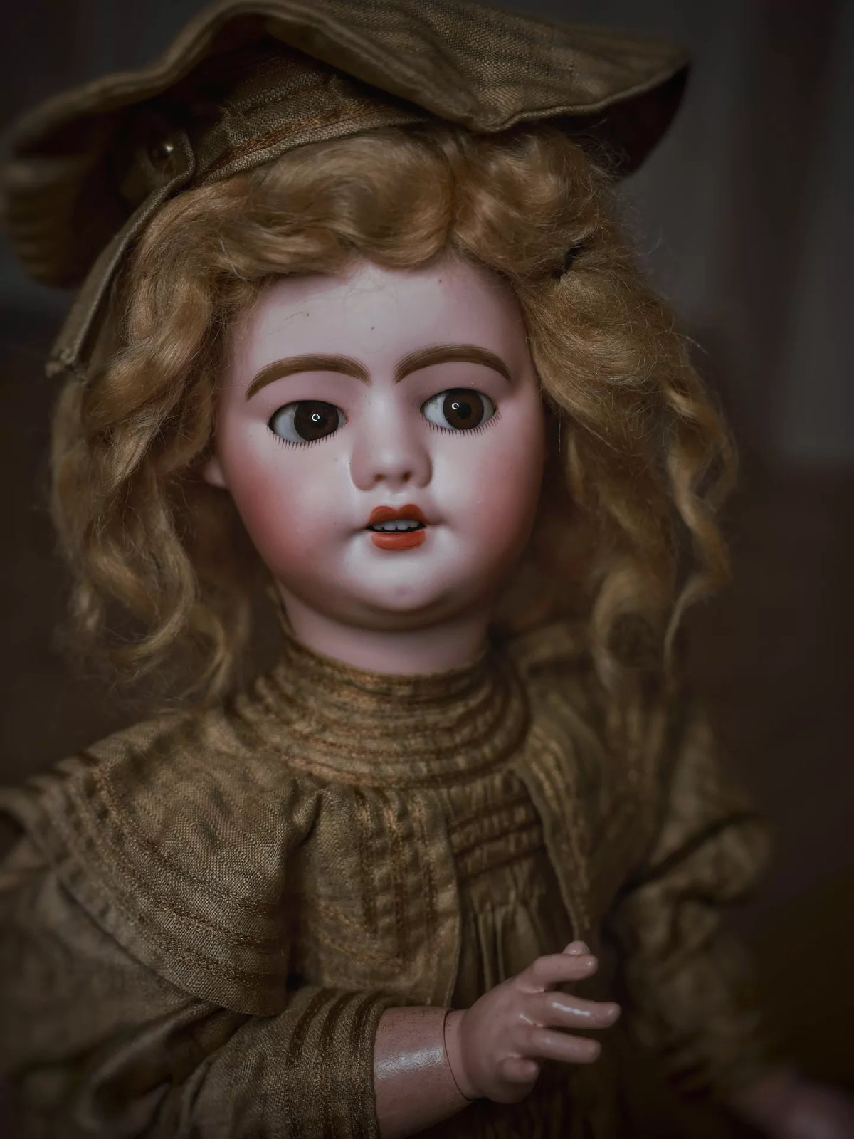 081026-toy-25 fabo sfbj french antique ceramic doll