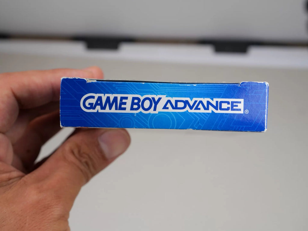120926-toy-43 GBA game, Rockman Zero4, original genuine cassette, rare, color as shown in the picture, full box, box has traces of normal use, chip memory, function, transparent protective box included in shipping.