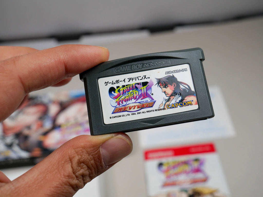 GBA game, Street Fighter, 2X, Resuscitation, Medieval Original Cassette, as shown in the picture, the box is full, the trace of normal use of the box, Figure 9 The inner box is a sticky adhesive, the chip memory, the function is and the transparent
