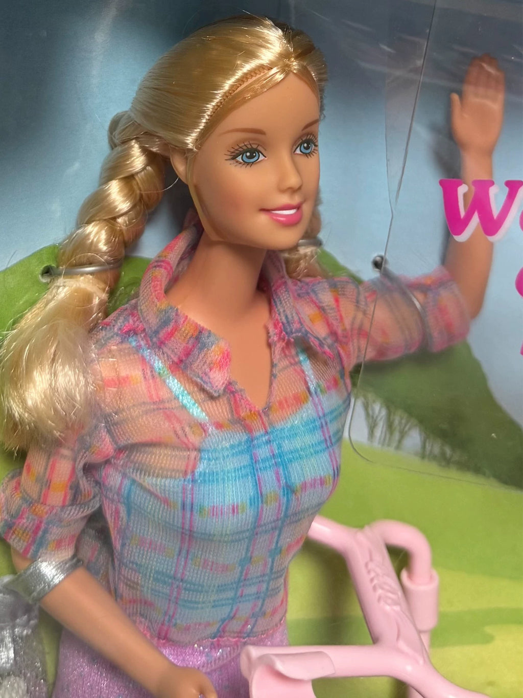 180926-toy-5 Barbie Walking Out of Print Collection Krissy
