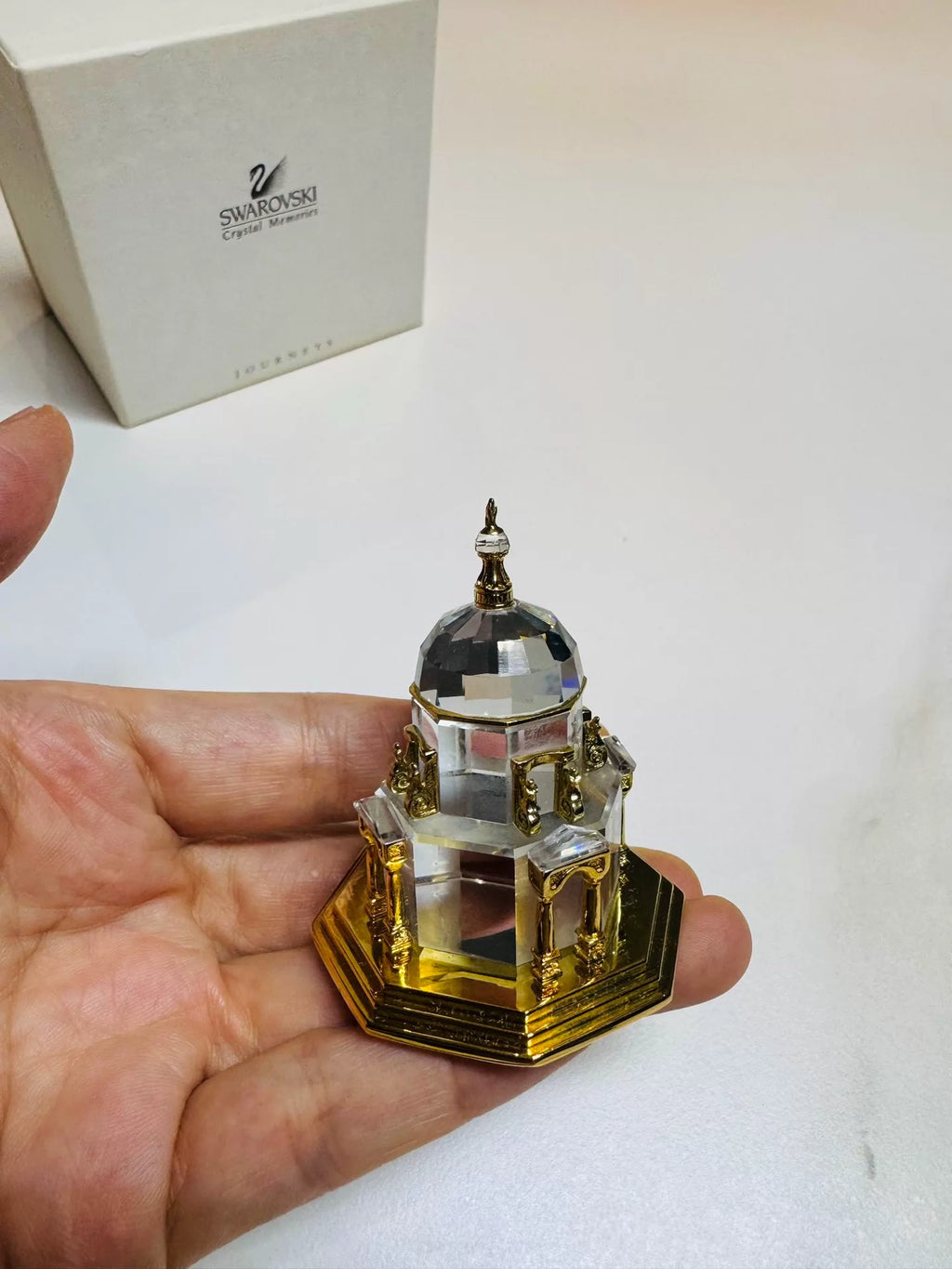 081026-toy-12 Swarovski Gold Memories Taj Mahal Crystal Ornament