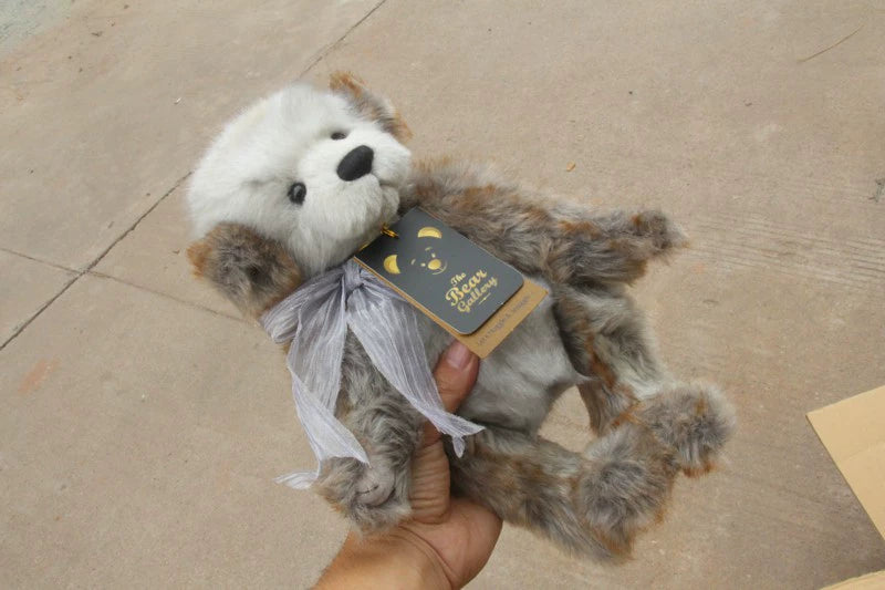 260926-toy-27 Charlie Bears Charlie Bear Grey 30cm Valentine Day