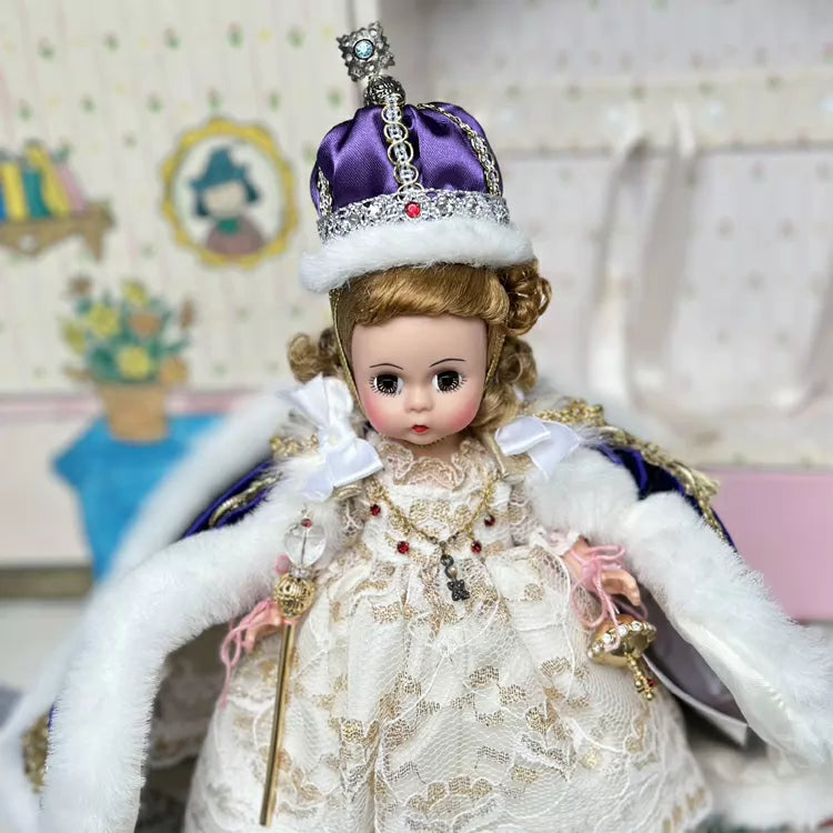 040926-doll-237 Antique Doll Madame Alexander Doll Queen Elizabeth of England