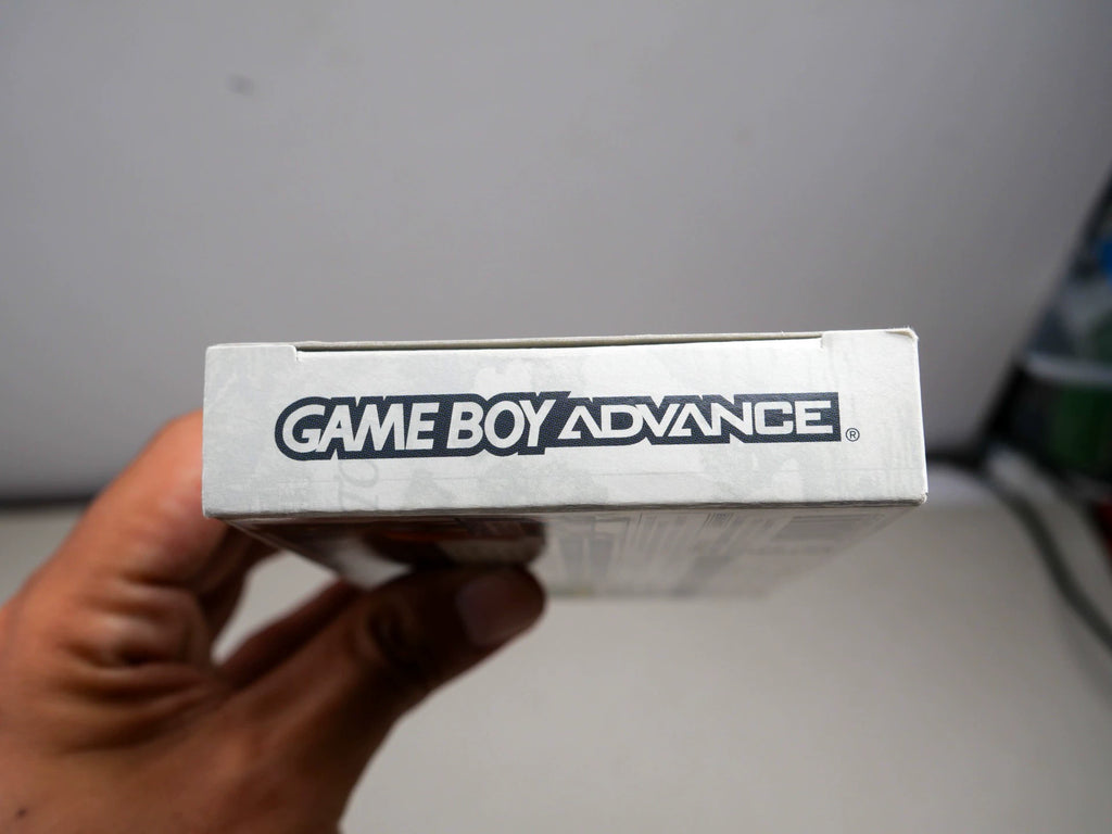 GBA game, flame emblem, holy devil stone, original genuine cartridge, color as shown in the picture, full box, overall good condition, slight indentation on the side of the box, chip memory, normal function, transparent protective box included in