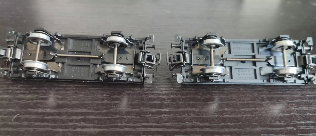 051026-toy-3 HO rail 1/87 scale Marklin double flat car load AC wheel all-metal Mar No Box