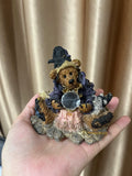 210926-toy-45 boyd fortune teller resin ornament