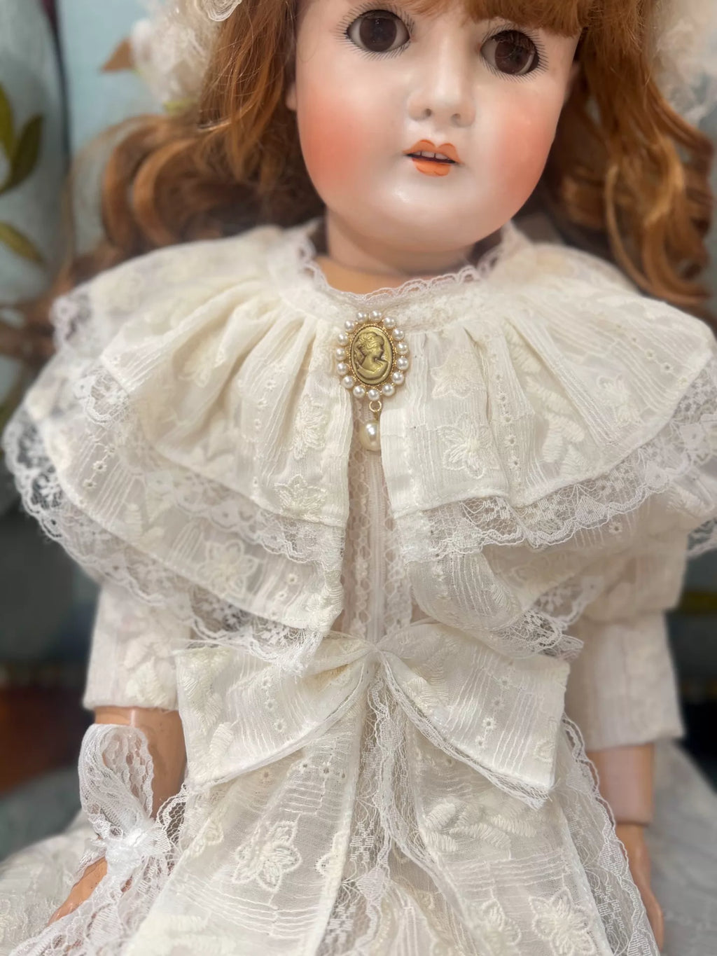 210926-toy-58 Antique Ceramic Doll German Centennial Soup Clothes