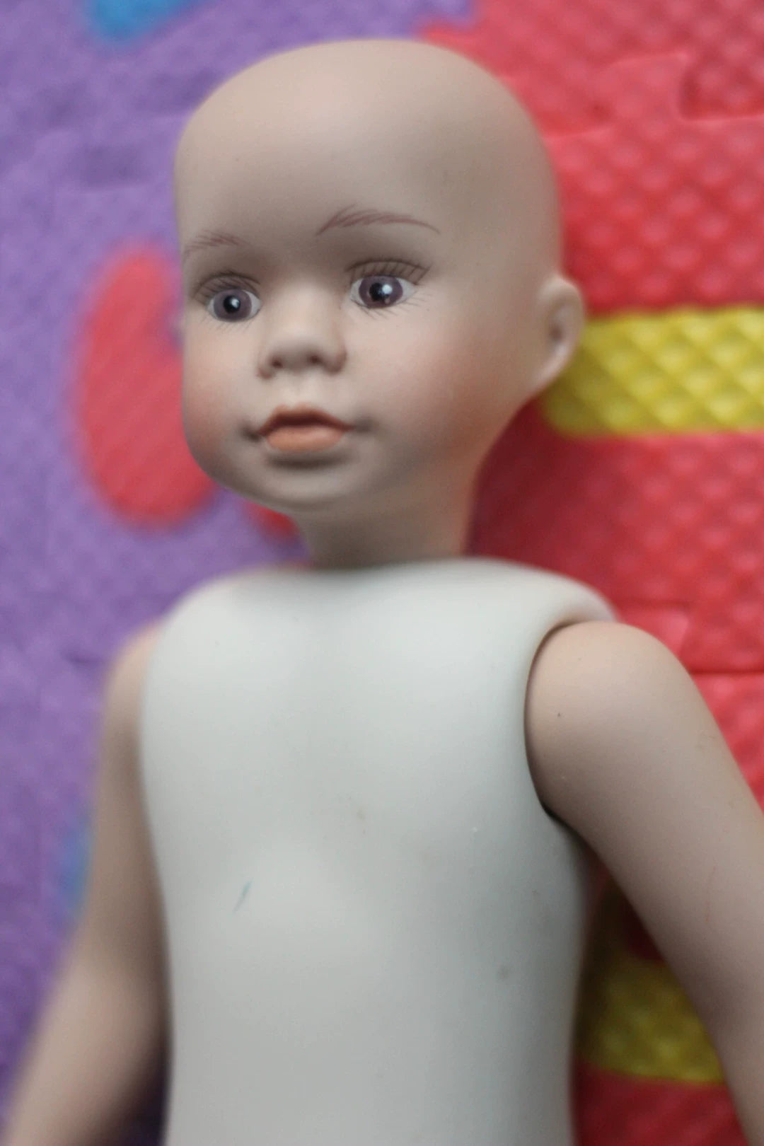 300926-toy-54 Porcelain doll antique full head and feet movable height 23 cm 2 eye c