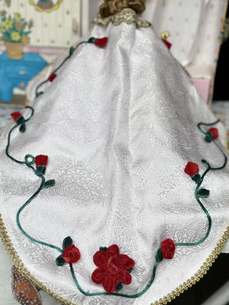 040926-doll-217 Antique Madame Alexander Doll Queen of the Roses