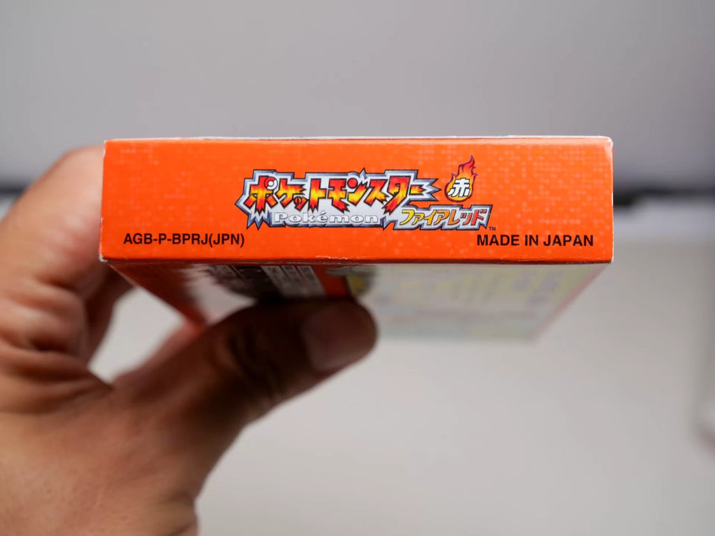 120926-toy-11 GBA game, Pokemon, Fire Red, original genuine, color as pictured, reprint box said full, good state, cartridge chip memory, normal function, free shipping transparent protection box.