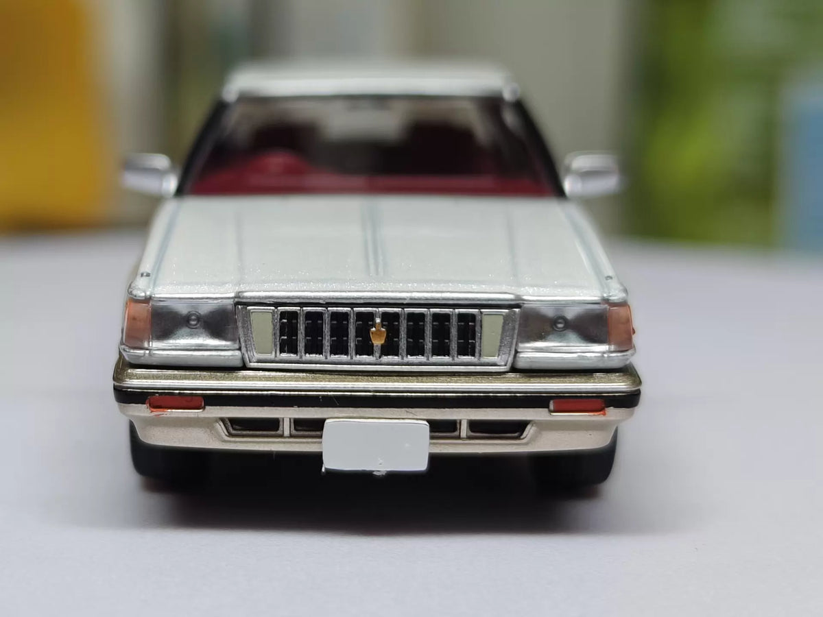 260926-toy-77 Tomica Limited Vintage Neo LV-N175b Toyota Crown Hardtop Supercharger 1985 1/64
