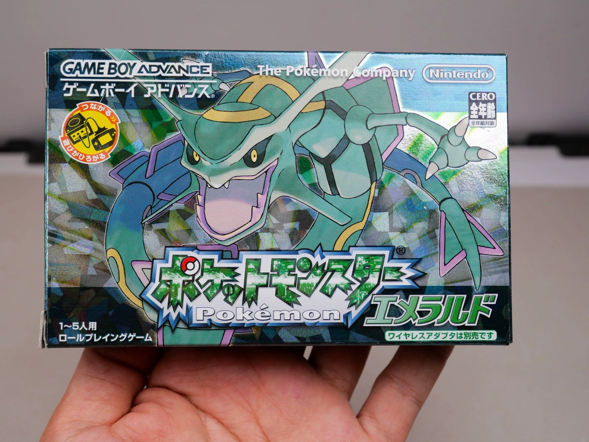 120926-toy-52 GBA game, Pokemon, emerald, original genuine card tape, color as shown, reprint, box said full of paper products, medieval beauty, normal and archive, including shipping transparent protective box.