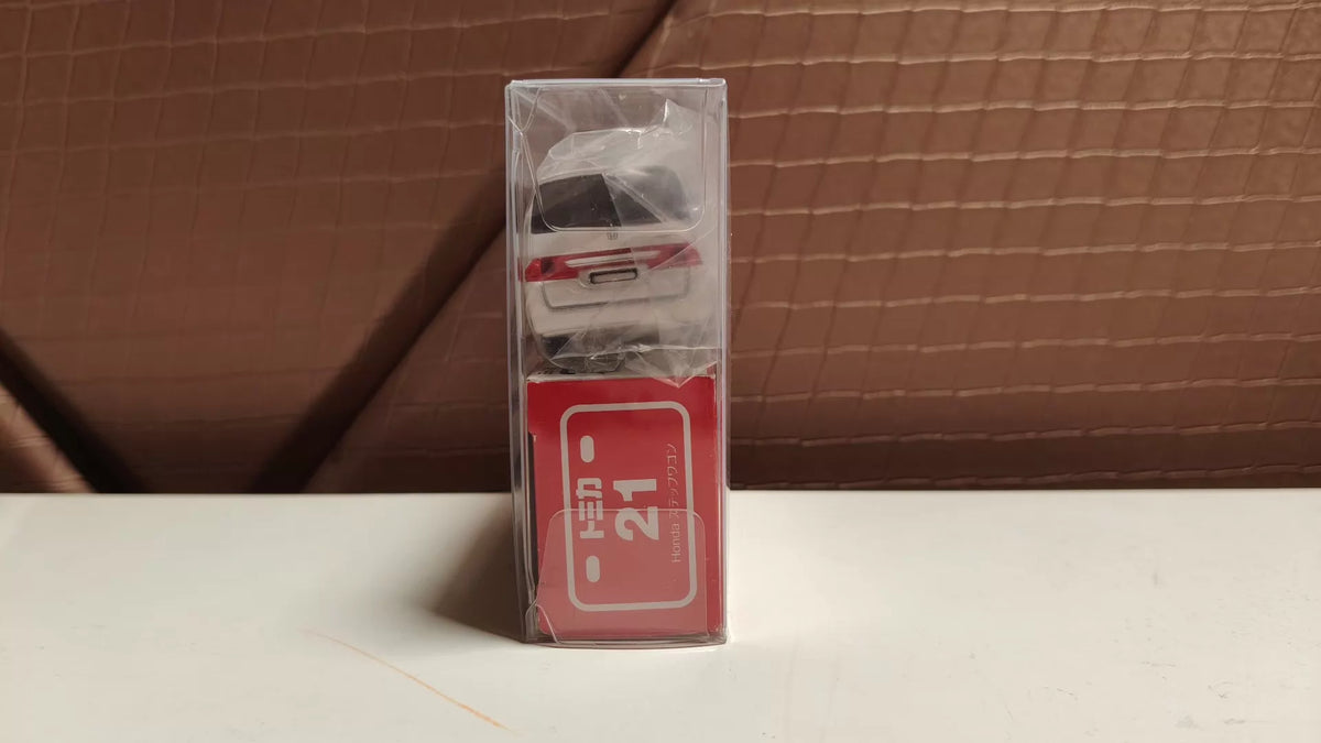 150926-toy-141 TOMICA 21 HONDA STEP WGN