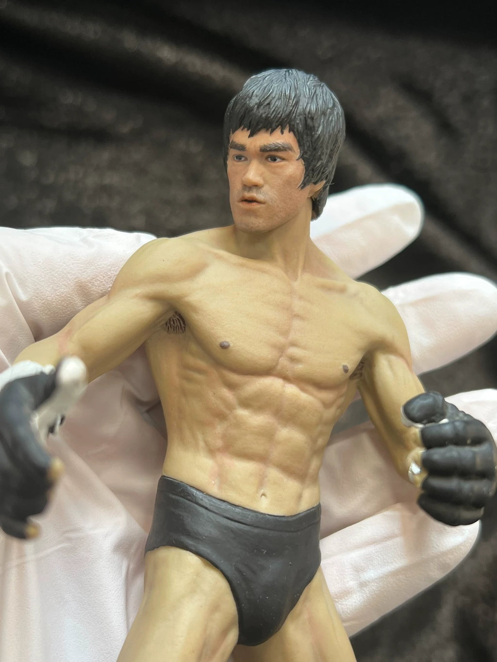 071026-toy-16 Out of print 1/12 Bruce Lee stormtoys figurine without box No Box
