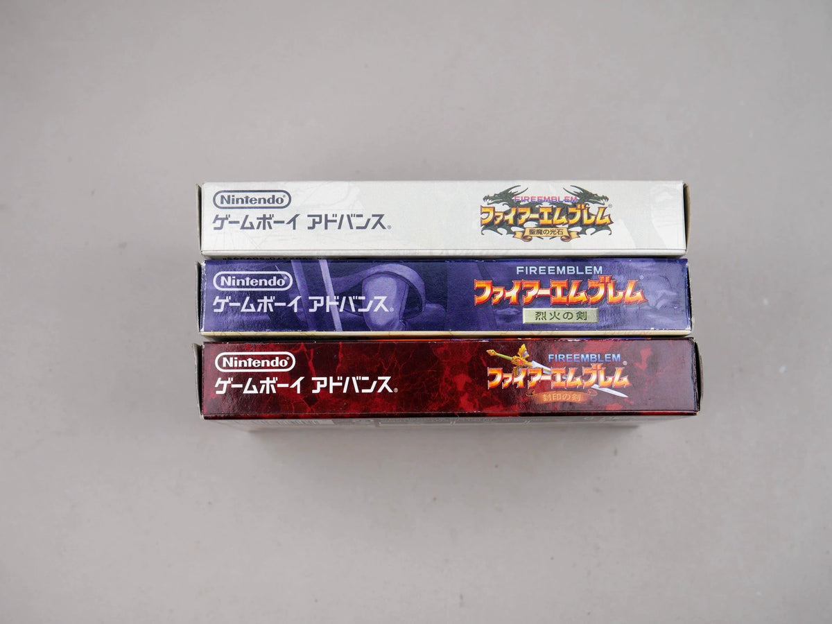 GBA game, three collections of flame emblem series, sword of seal, of fire and stone of holy devil light, original genuine, color as shown in the picture, box said full, cassette function normal, packing price, free shipping transparent protective box.