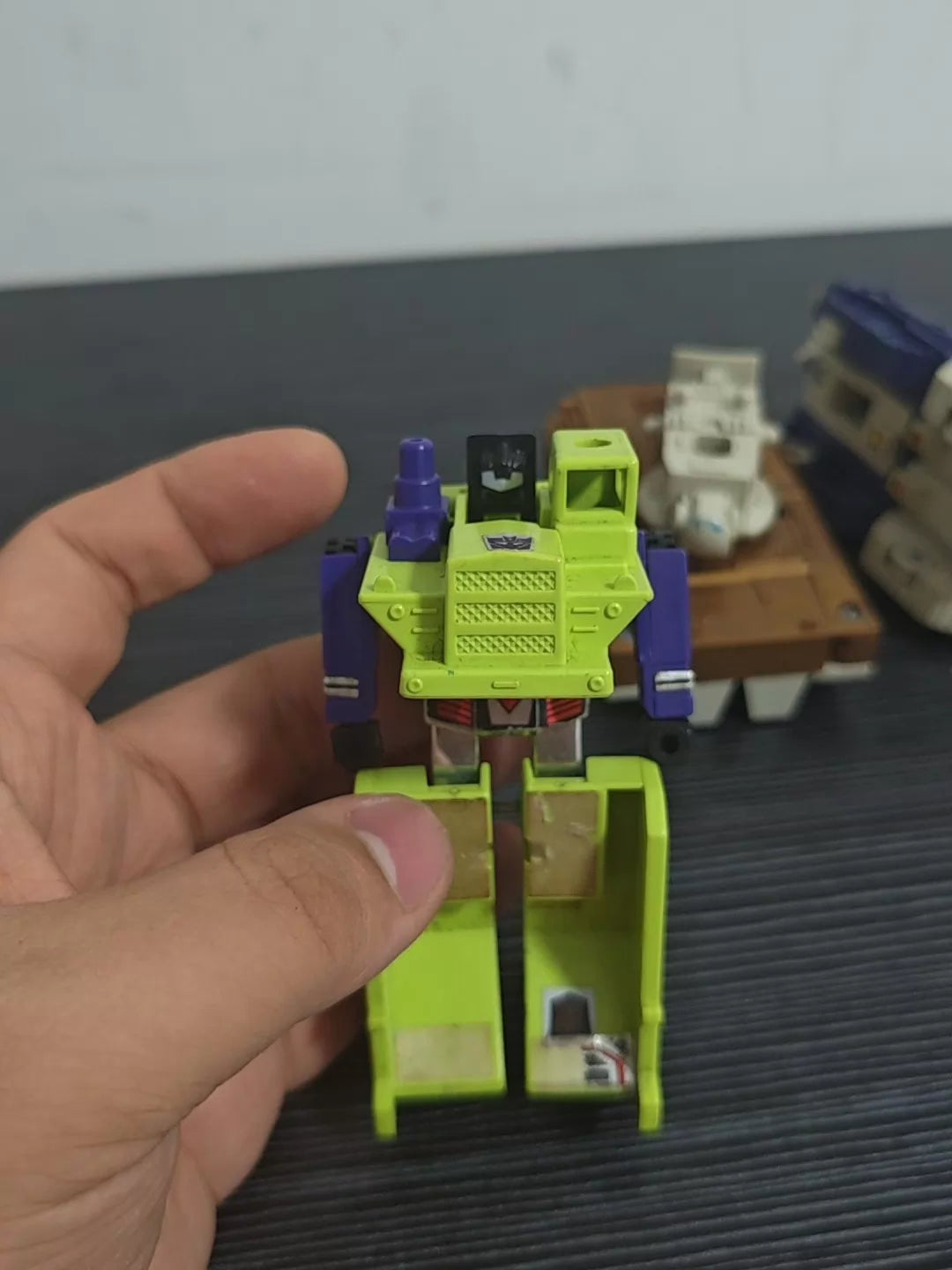 210926-toy-67 Transformers old toys G1 Hasbro scraper bucket condition and accessories What you s