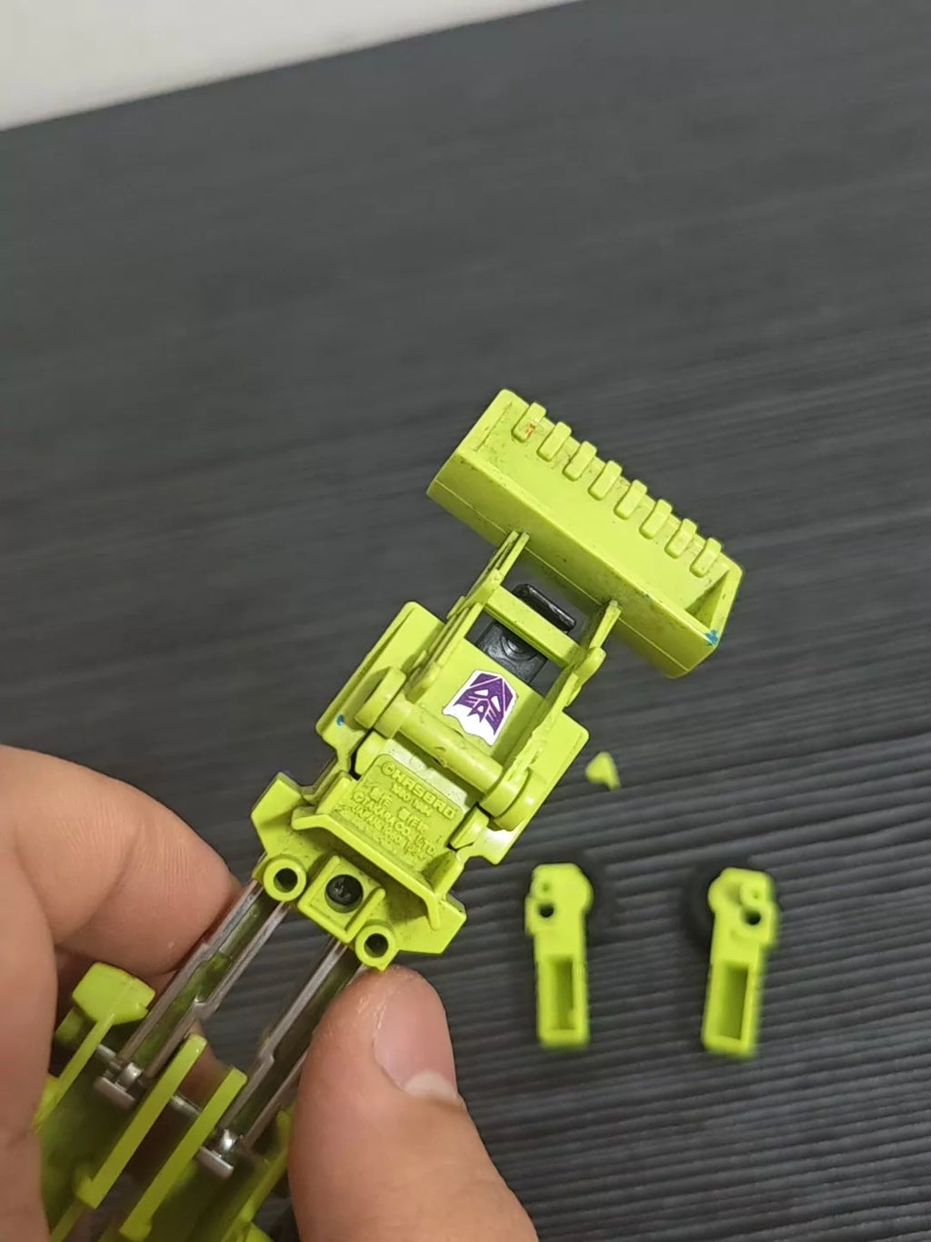 210926-toy-67 Transformers old toys G1 Hasbro scraper bucket condition and accessories What you s