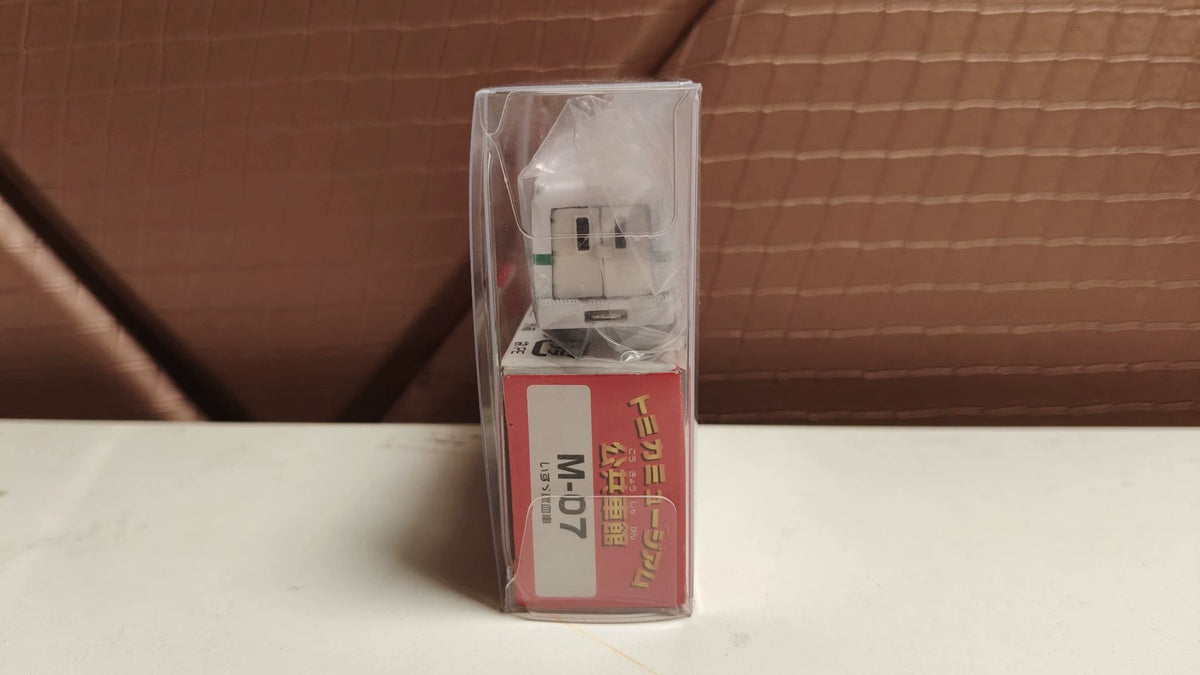 150926-toy-3 TOMICA Tomy exhibition special note Museum series M-07 Isuzu blood donation vehicle Isuzu bus
