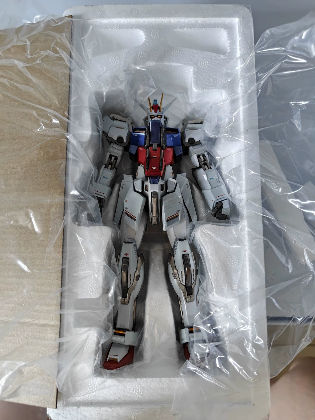 121026-toy-3 Gundam Bandai