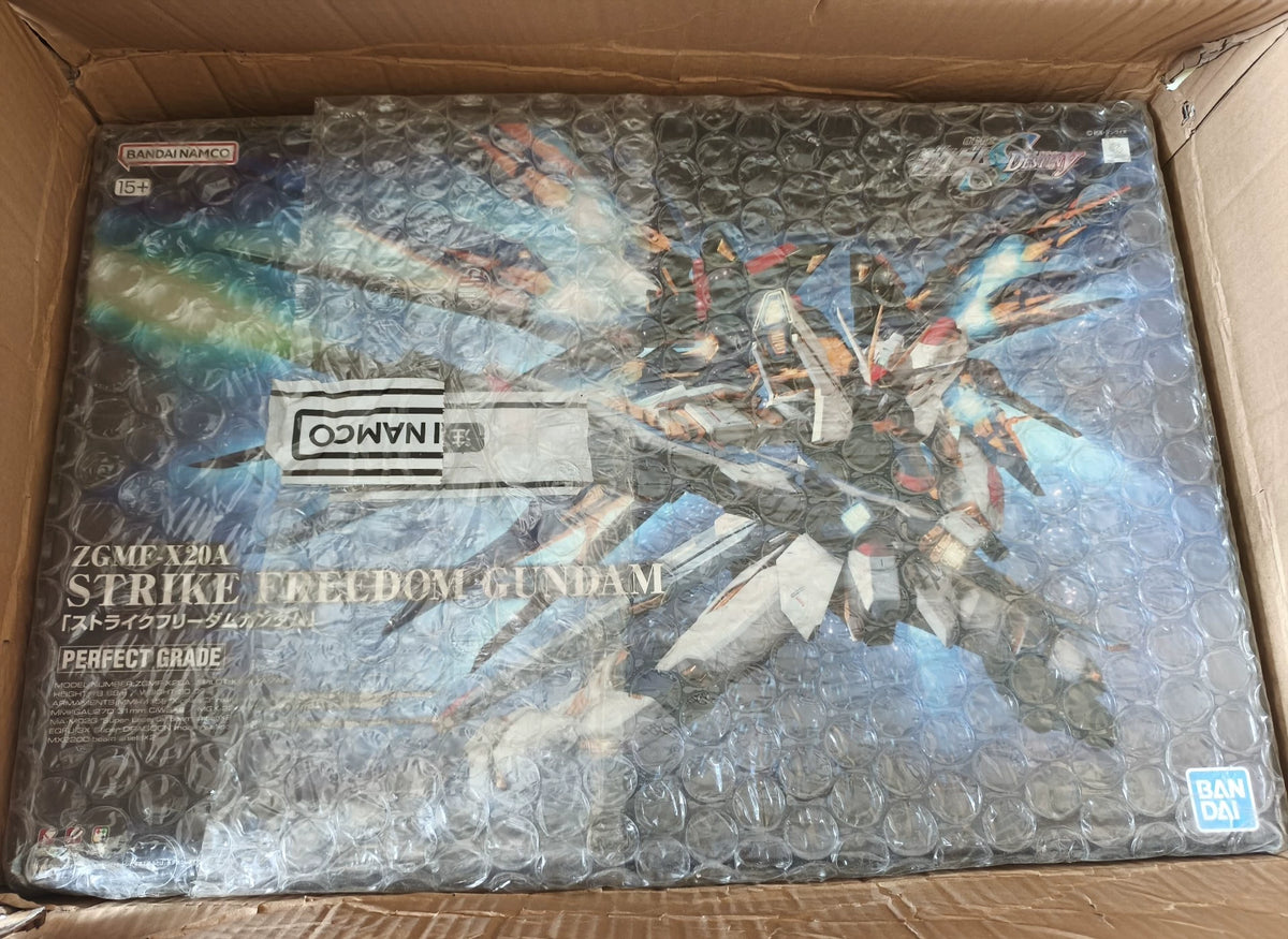 121026-toy-21 Gundam Bandai Jiangsu Zhejiang Shanghai PG 1/60 Assault Freedom ZGMF-X20A Ass