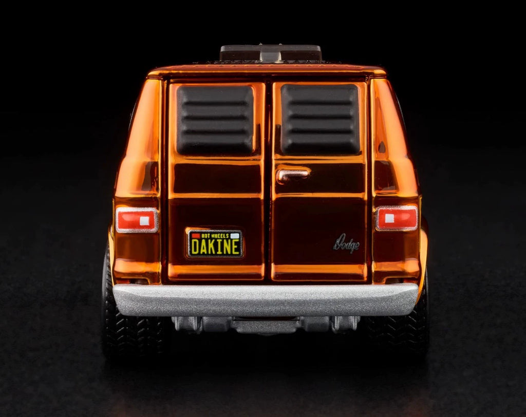 260926-toy-49 Hot Wheels RLC Red Line Club Exclusive 70s Dodge Tradesman Van Plated Orange Four Doo