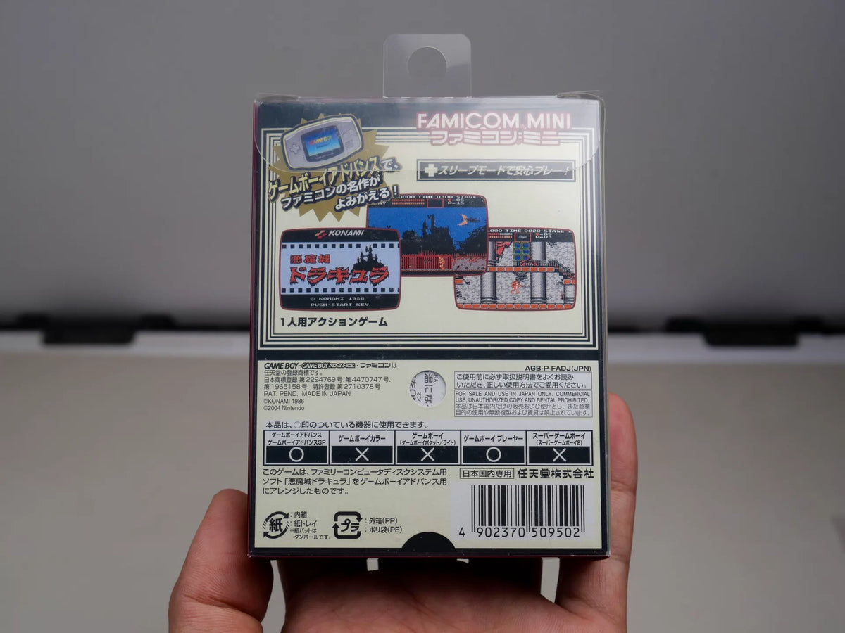 120926-toy-4 GBA games, fc mini series of Demon City, red and white classic genuine cartridges, rare. The color is as shown in the picture, the box is full, the medieval products are beautiful, the cassette function is normal, and the shipping is free.
