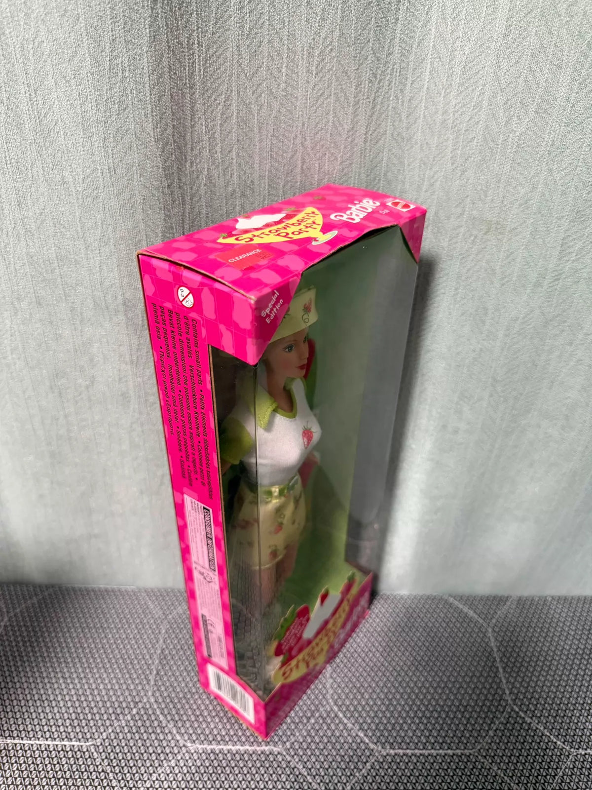 180926-toy-22 Barbie Strawberry Party out-of-print collector's edition