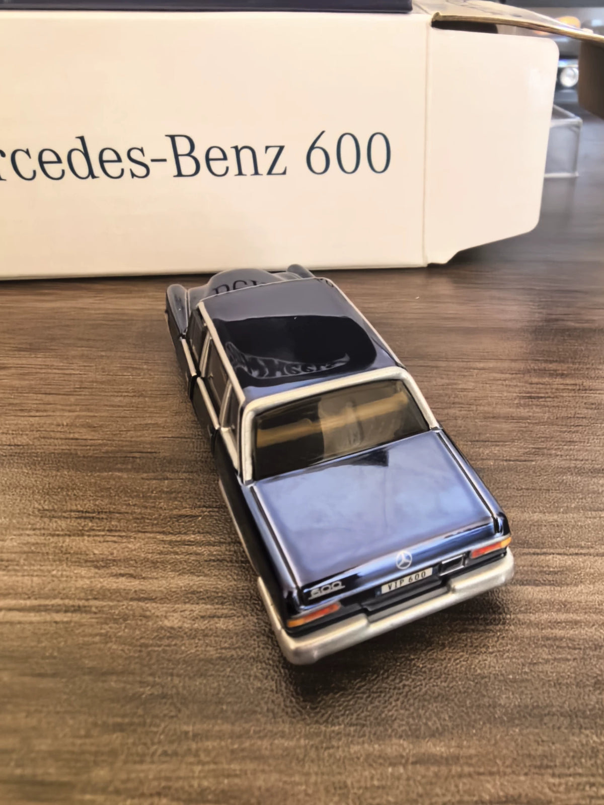 260926-toy-48 Hot Wheels RLC mercedes benz 600