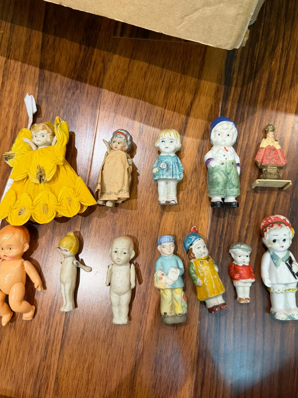 250926-toy-58 Japanese antique doll Charlotte Frozen Charlie house characters