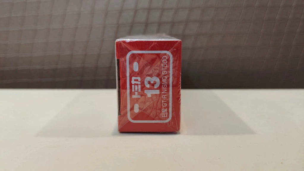 150926-toy-19 Tomica out-of-print red and white box new car sticker No. 13 Nissan Nissan GT-R Nissan gtr nismo gt500
