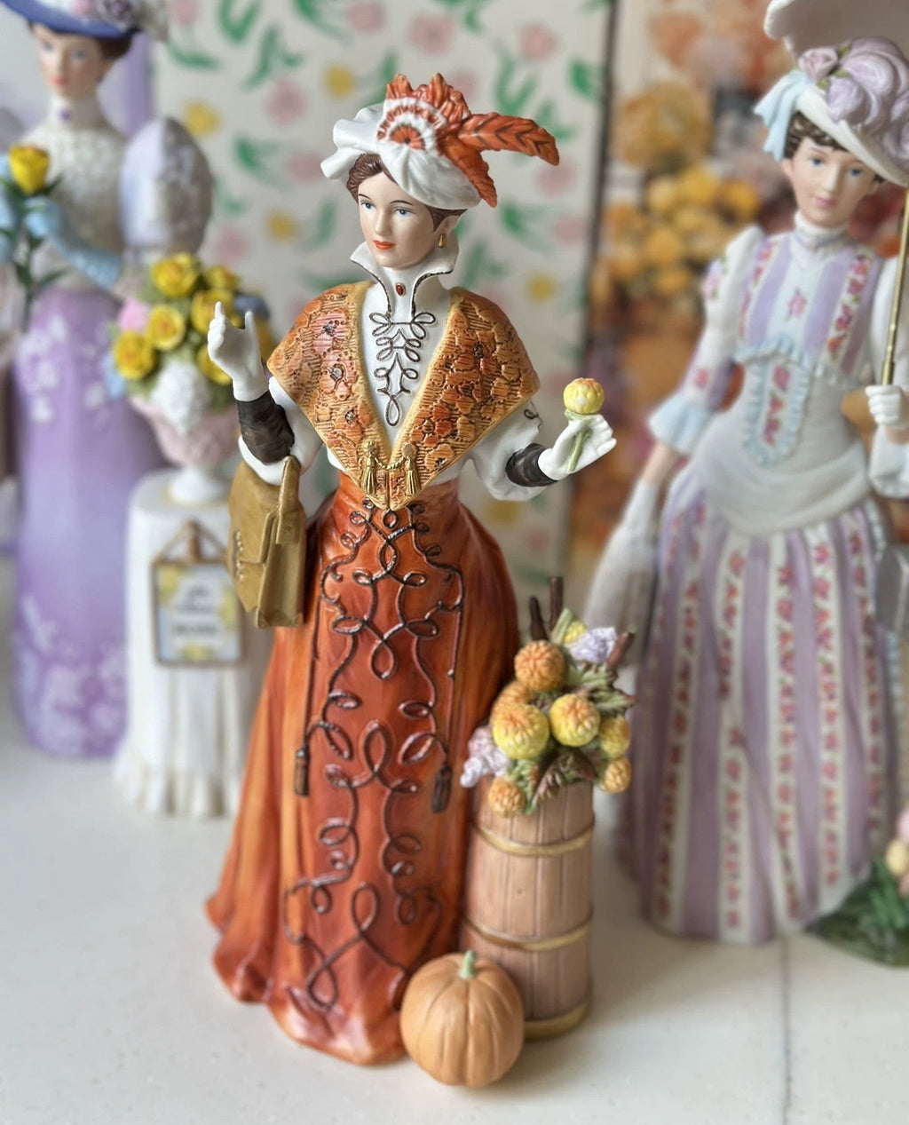 040926-doll-65 Avon Women's Porcelain Puppet Western Antique Women's Boudoir Vintage Ornaments