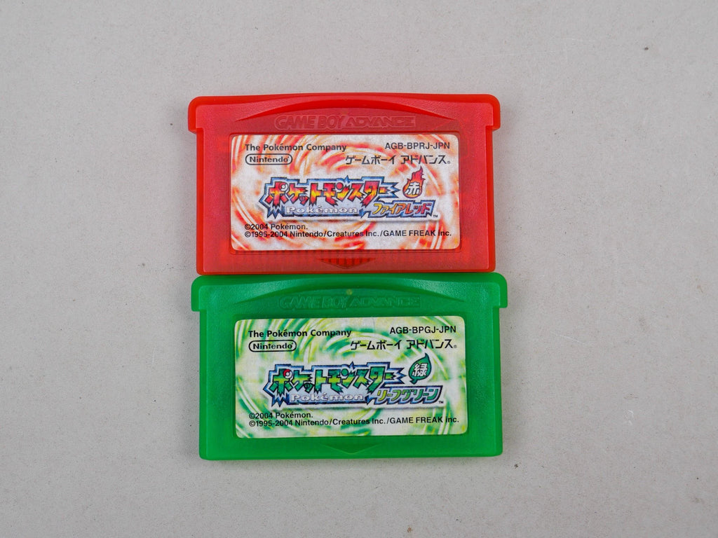 120926-toy-46 GBA game, Pokemon, fiery red leaf green, original genuine, naked card, color as shown. The cartridge is in good condition, the chip memory is normal, the function is two packages are priced, and two storage boxes are delivered.