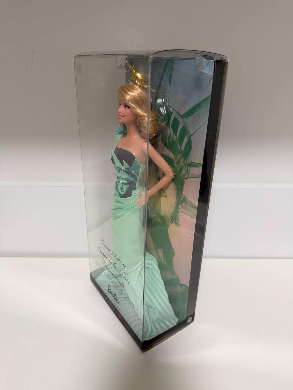 180926-toy-29 Barbie landmark Statue of Liberty out-of-print collector's edition of 2010