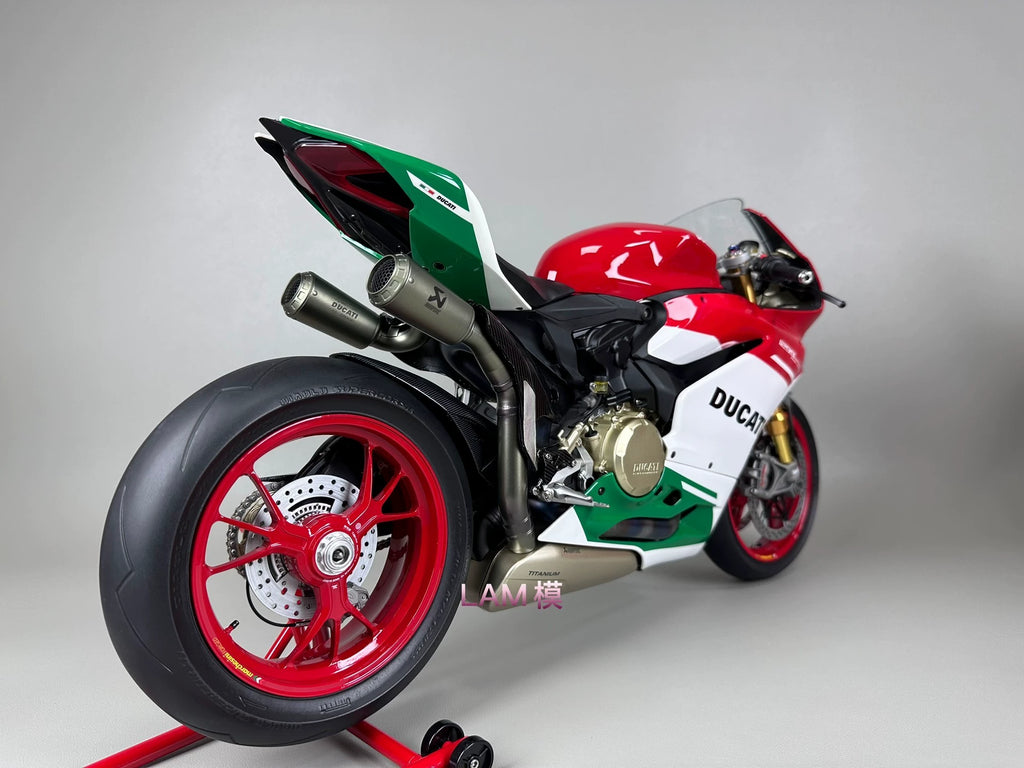 131026-toy-1 Pocher 1/4 Ducati 1299R FINAL EOITION+modification screws+full vehicle