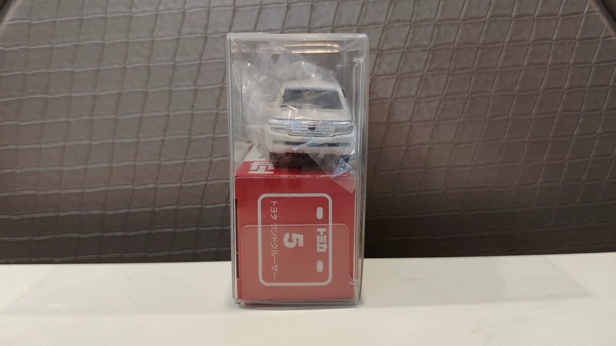 150926-toy-40 Tomica out-of-print red and white box new car sticker No. 5 Toyota land cruiser
