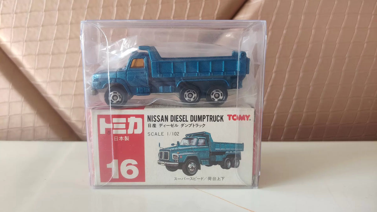 150926-toy-28 Tomica out-of-print red and white box old red label No. 16 Nissan mud dump truck Nissan diesel DUMPTRUCK