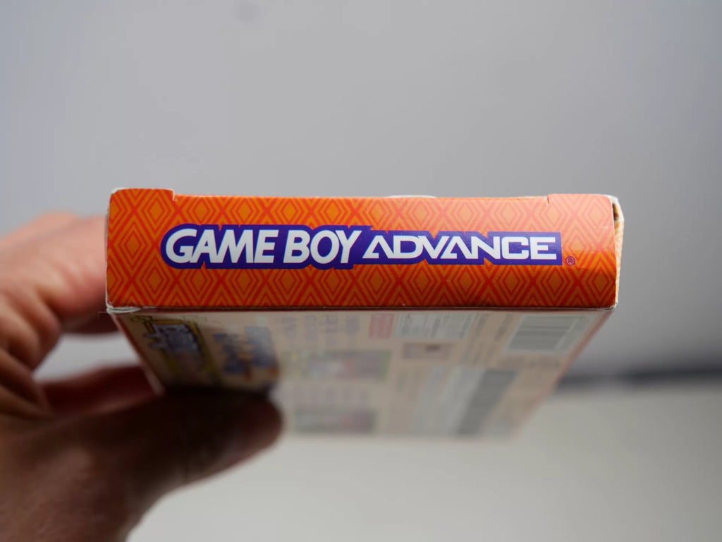 120926-toy-33 gBA game, Inuyasha, medieval original cassette, as shown in the picture, the box is full, the box is in poor condition, the function is normal, and the transparent protective box is delivered free of charge.