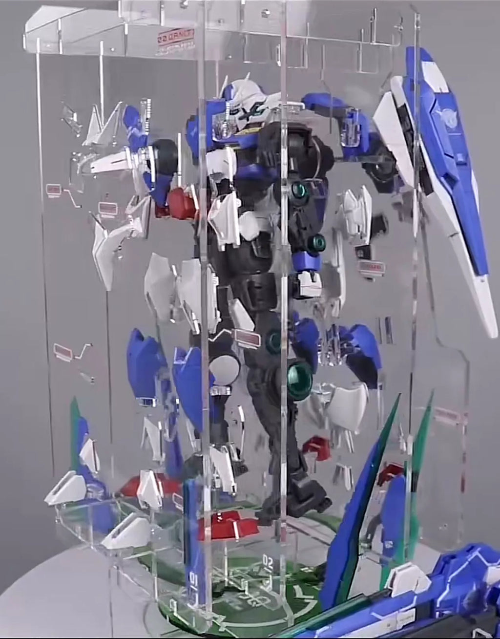 021026-toy-2 Gundam Chaoxiangli MG 00Q explosive armor display stand out of print for six New