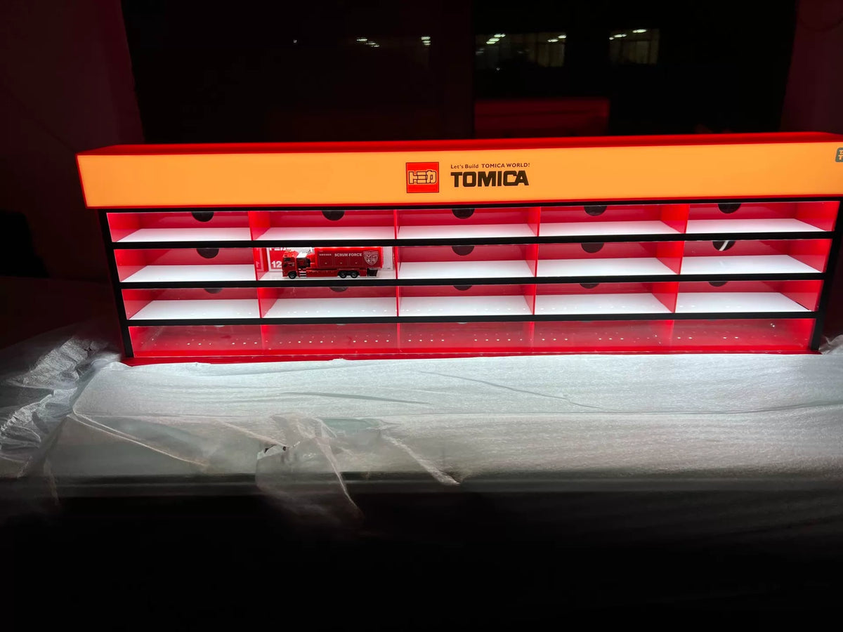 260926-toy-1 Tomica Domeka car model display cabinet specially placed long box