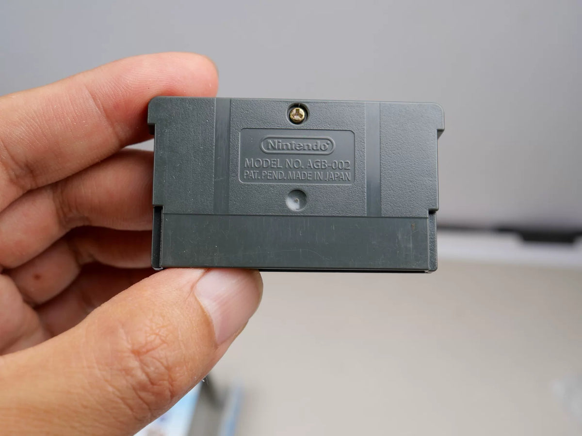 120926-toy-44 GBA game, Super Mario Bros. A1, original genuine, color as shown in the picture, full box, slight damage to the box, cassette chip memory, normal function, free shipping transparent protective box.